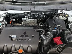 2020 Mitsubishi ASX 2.0L CVT, белый — фото 12