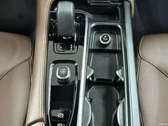 2023 Volvo S90 B5 Zhiyi Luxury — фото 17