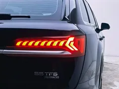 2023 Audi Q7 55 TFSI quattro S line sporty, чёрный — фото 21