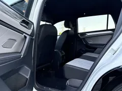 2023 Volkswagen Tayron 380TSI 4WD R-Line, белый — фото 6