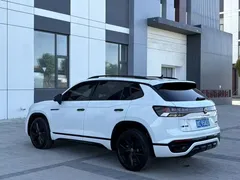2023 Volkswagen Tayron 380TSI 4WD R-Line, белый — фото 9