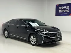 2022 Volkswagen Passat 430PHEV Hybrid, чёрный — фото 3