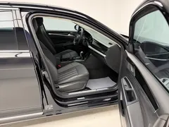 2022 Volkswagen Passat 430PHEV Hybrid, чёрный — фото 10