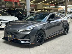 2022 Changan UNI-V 1.5T Sport — фото 1