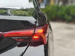 2019 Toyota Avalon 2.0L Luxury National VI — фото 12
