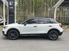 2021 Audi Q2L 35 TFSI Fashion Sport, белый — фото 4