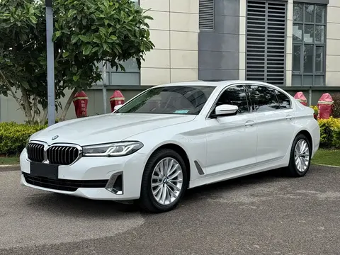 2021 BMW 5 Series 525Li