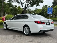2021 BMW 5 Series 525Li, белый — фото 7