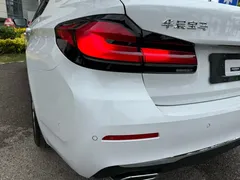 2021 BMW 5 Series 525Li, белый — фото 25