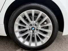 2021 BMW 5 Series 525Li, белый — фото 27