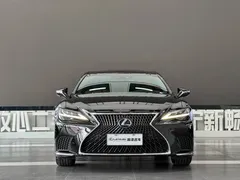 2021 Lexus LS 500h, чёрный — фото 2