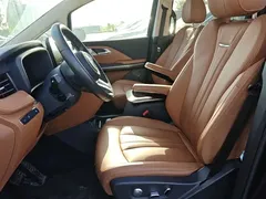 2024 Hongqi HQ9 2.0T 4WD — фото 15