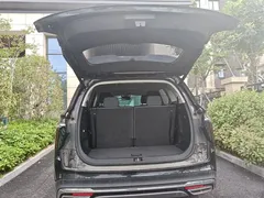 2024 Hongqi HS7 2.0T PHEV 4WD 6, чёрный — фото 19
