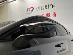 2022 Changan UNI-V 1.5T — фото 5