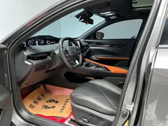 2022 Changan UNI-V 1.5T — фото 7