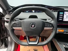 2022 Changan UNI-V 1.5T — фото 8