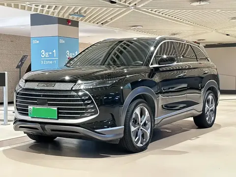 2023 BYD Frigate 07 DM-i 205KM