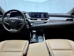 2020 Lexus ES 200 Excellence — фото 10