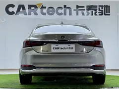 2020 Lexus ES 200 Excellence — фото 22