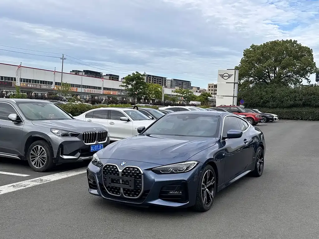 2022 BMW 4 Series 4 425i M