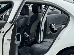 2022 Mercedes-Benz A-Class A 200 L sports sedan dynamic version, белый — фото 13