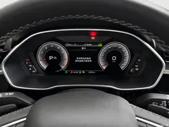 2022 Audi Q3 35 TFSI fashionable and dynamic, белый — фото 12