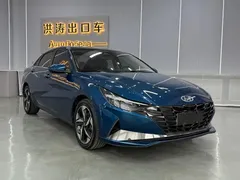 2022 Hyundai Elantra 1.5L CVT LUX Premium, синий — фото 2