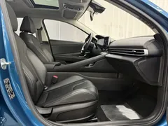 2022 Hyundai Elantra 1.5L CVT LUX Premium, синий — фото 8