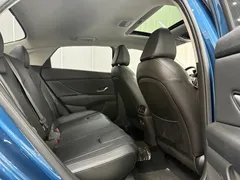 2022 Hyundai Elantra 1.5L CVT LUX Premium, синий — фото 9