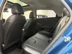 2022 Hyundai Elantra 1.5L CVT LUX Premium, синий — фото 11