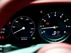 2023 Porsche 911 Carrera 3.0T, белый — фото 13