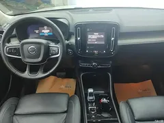 2023 Volvo XC40 B4 4WD Zhiyuan Luxury — фото 12
