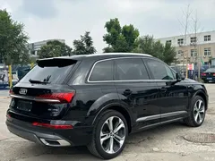 2021 Audi Q7 45 TFSI quattro S line sporty, чёрный — фото 10