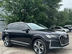 2021 Audi Q7 45 TFSI quattro S line sporty, чёрный — фото 11