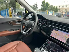 2021 Audi Q7 45 TFSI quattro S line sporty, чёрный — фото 12