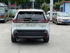 2022 Toyota Wildlander 2.0L CVT 4WD PLUS, белый — фото 13