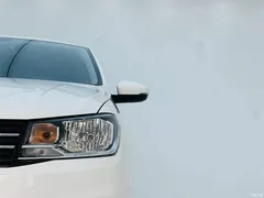 2021 Geely Santana 1.5L AT Fashion, белый — фото 10