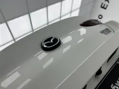 2022 Mazda Axela 2.0L AT quality engine, белый — фото 10