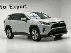 2022 Toyota RAV4 2.0L CVT 2WD Fashion, белый — фото 3