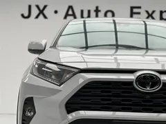 2022 Toyota RAV4 2.0L CVT 2WD Fashion, белый — фото 4