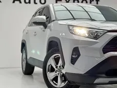 2022 Toyota RAV4 2.0L CVT 2WD Fashion, белый — фото 7