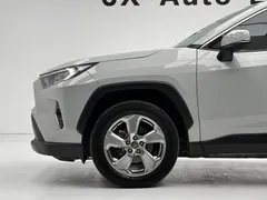 2022 Toyota RAV4 2.0L CVT 2WD Fashion, белый — фото 11
