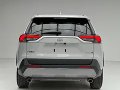 2022 Toyota RAV4 2.0L CVT 2WD Fashion, белый — фото 16