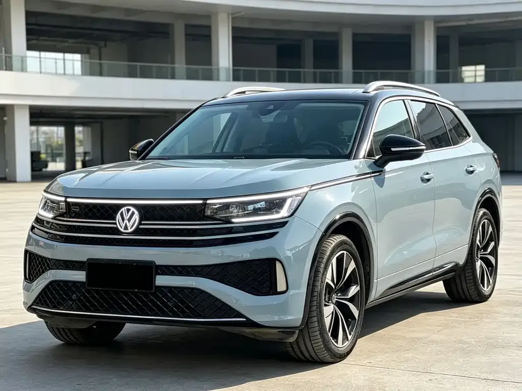 2023 Volkswagen Tavendor 380TSI 4WD R-Line