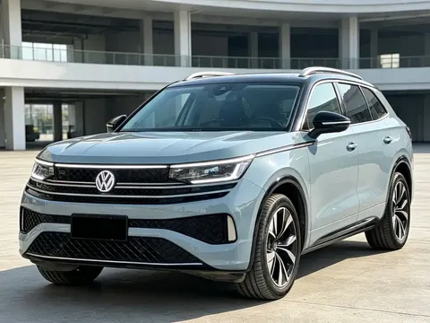 2023 Volkswagen Tavendor 380TSI 4WD R-Line