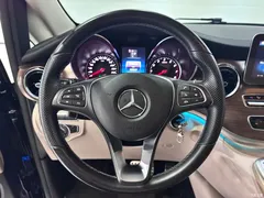 2021 Mercedes-Benz V-Class V 260 Premium, чёрный — фото 20