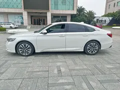 2022 Honda Inspire Hybrid 2.0L, белый — фото 3