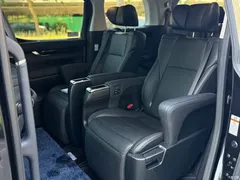 2023 Toyota Vellfire Crown Hybrid 2.5L HV Luxury — фото 11