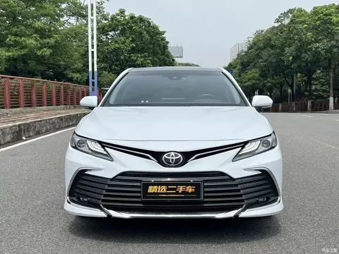 Toyota Camry 2023