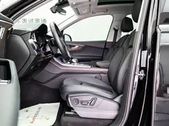 2023 Audi Q7 45 TFSI quattro S line, чёрный — фото 11